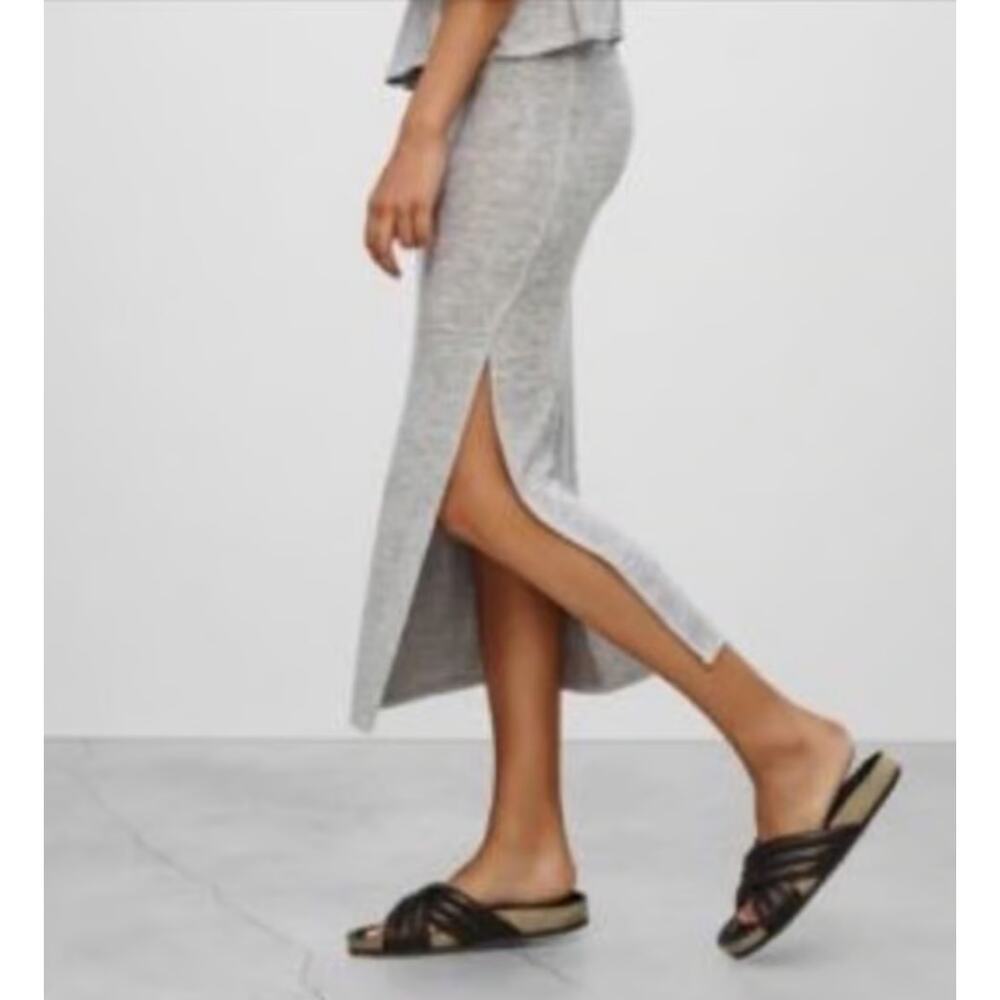 Aritzia Wilfred Free Grey‎ Shields Knit Midi Pencil Slit Pull-On Skirt Women's S